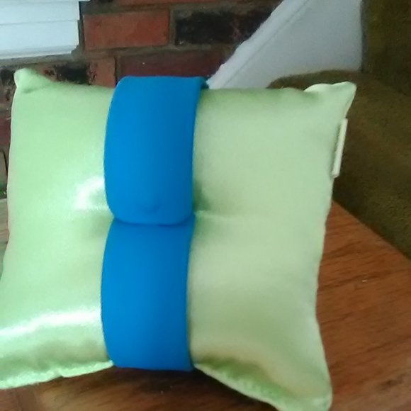 Slap Band Watch - Picture 4 of 6